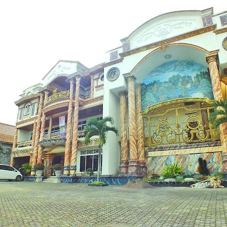 Delaga Biru Convention Hotel Bogor Bagian luar foto