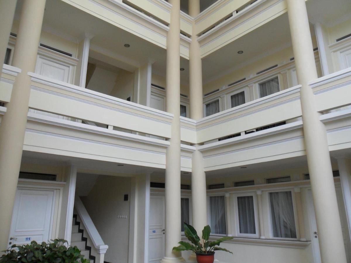 Delaga Biru Convention Hotel Bogor Bagian luar foto